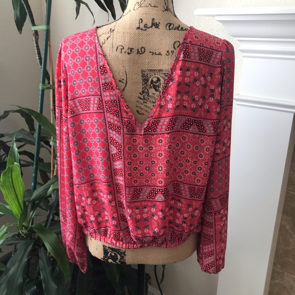Nwot Loft. Excellent Condition No Rips No Stains No Tears. Size M.